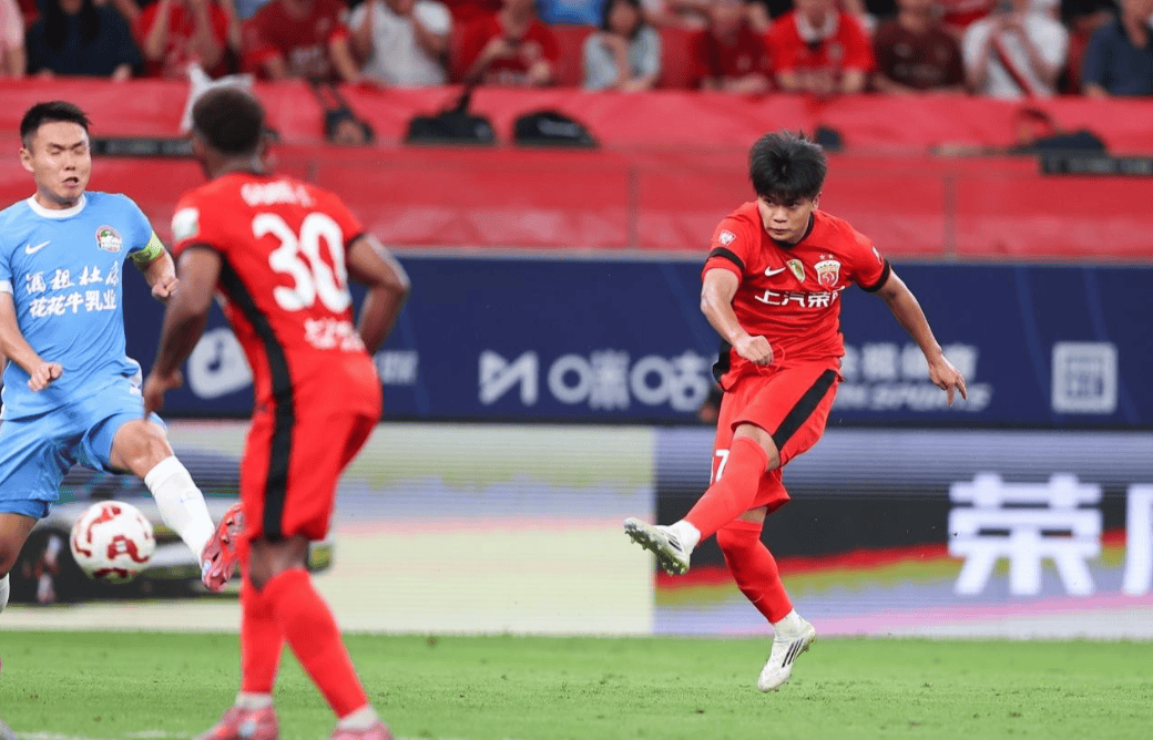 KAIYUN SPORTS-关于欧联赛程吃紧，上海海港加时末段手感冰凉，球迷炸锅，团队化学反应显著的信息